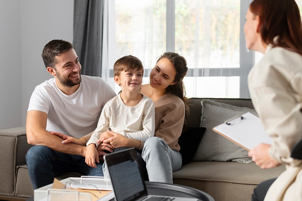“Ankara Etimesgut oyun terapisi ve akran zorbalığı danışmanlığı”